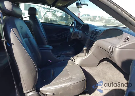 2001 Ford Mustang z USA, uszkodzony, nr VIN 1FAFP44451F208230